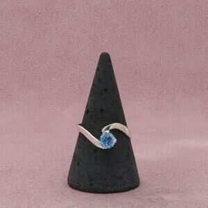 sterling silver vintage round-cut blue cz ring size 9